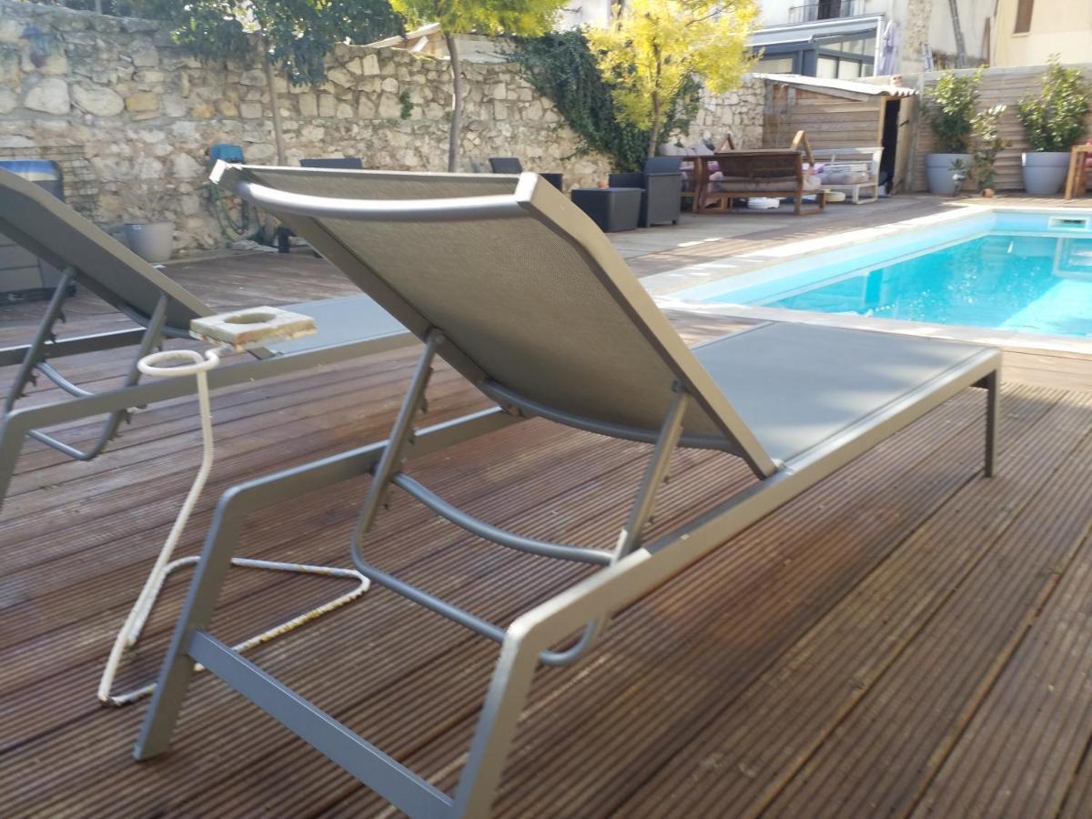 Velodrome F4 Dans Villa 5 Lits Parking Et Piscine Partagee Marseille Eksteriør billede